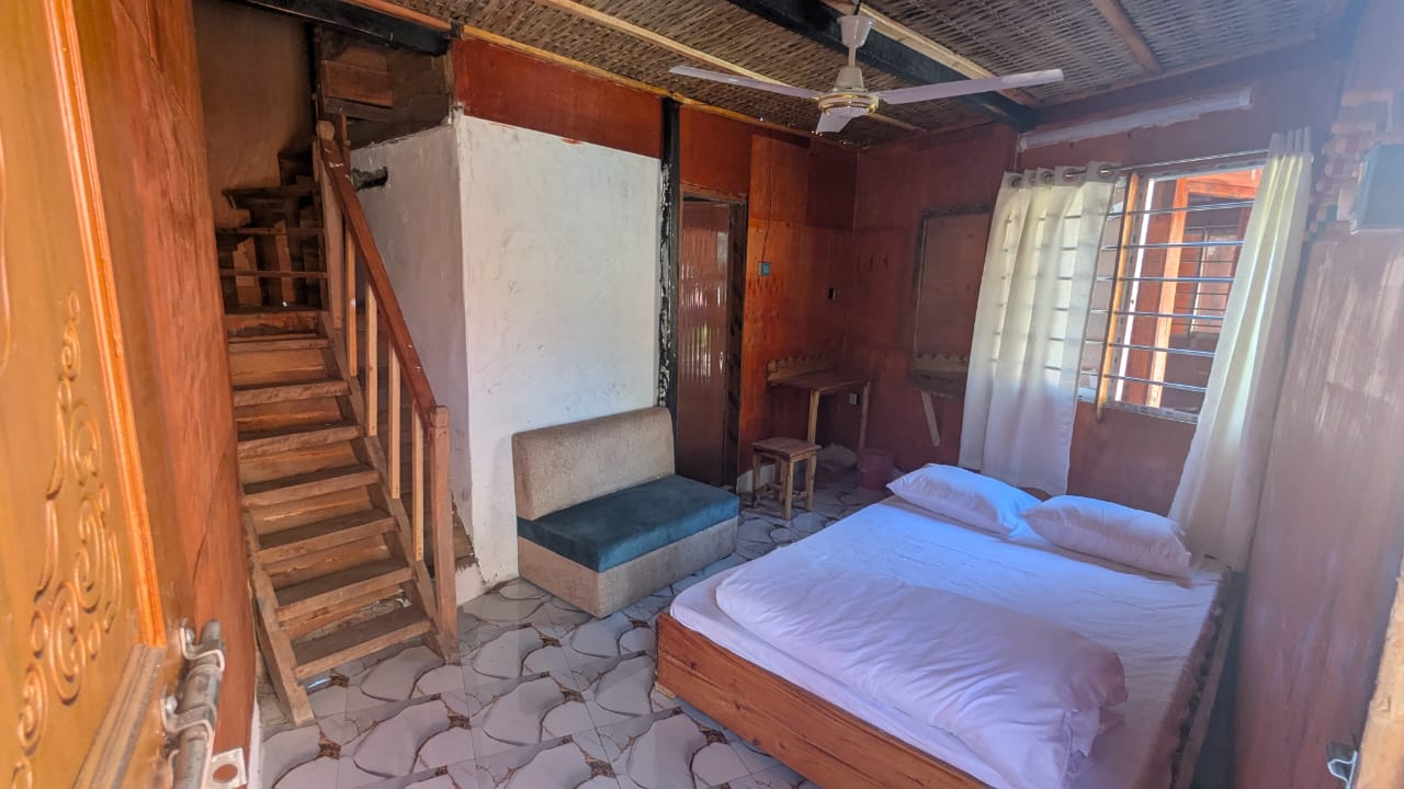 images/room/15-12-2025-18-21-45-WhatsApp Image 2025-12-14 at 9.51.19 AM.jpeg